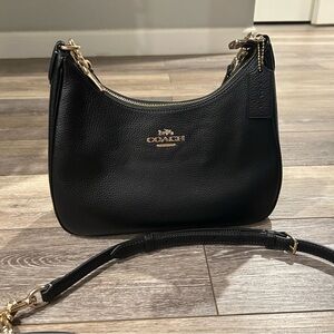 Coach Teri Hobo Bag in Black / Gold